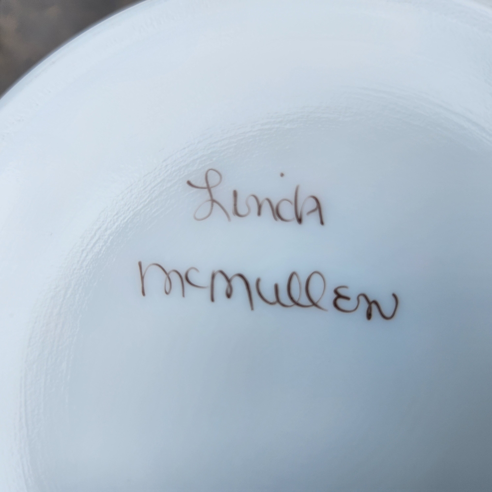 Vintage Fenton Silver Crest "Violets In The Snow" Console Bowl Signed By Artist - Picture 13 of 14